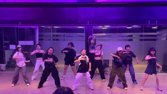 Wiki wiki - Gualtiero| JHO choreography | Deniclass cover #trending #dance #cover #wikiwiki смотреть онлайн