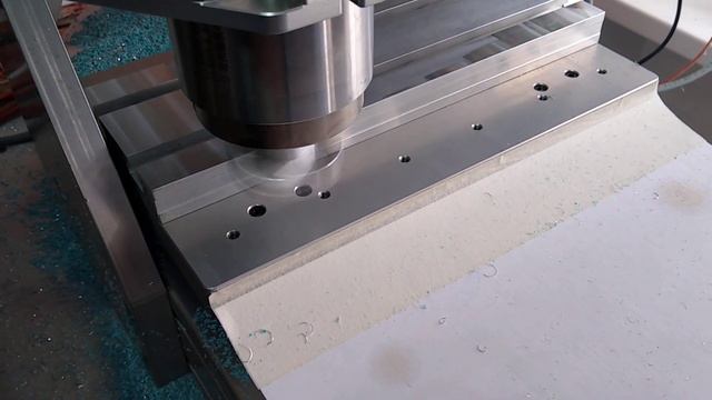 MD-A32 торцевание алюминиевого профиля смотреть онлайн