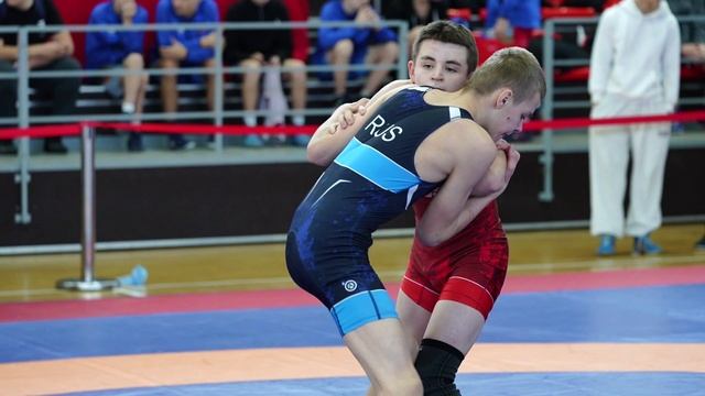 В Хабаровске прошло первенство Дальневосточного федерального округа по греко-римской борьбе смотреть онлайн