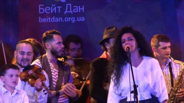 Хор и оркестр 