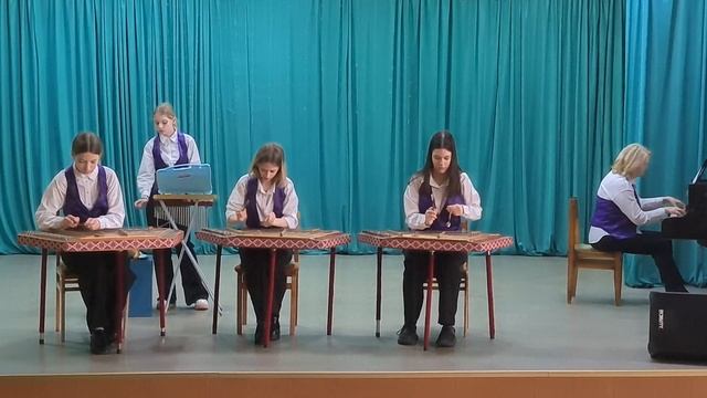 ансамбль цимбалистов "Дубравушка" А. Безенсон "Движение планет", С. Кузнецова "Открытые окна" смотреть онлайн