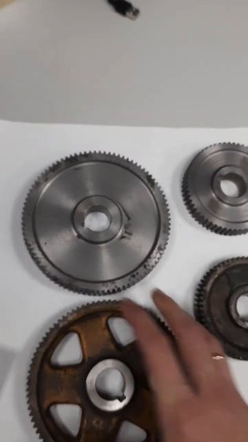 УТ16ВМ, Новые шестерни гитары #shorts #lathe #metalworking смотреть онлайн