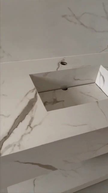 Washbasin design with polished porcelain tiles #youtube #bathroomdecor #bathroom #viral смотреть онлайн