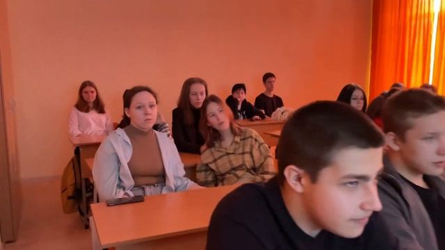 Классный час для учащихся 9Б с Ложкиной Ниной Васильевной смотреть онлайн