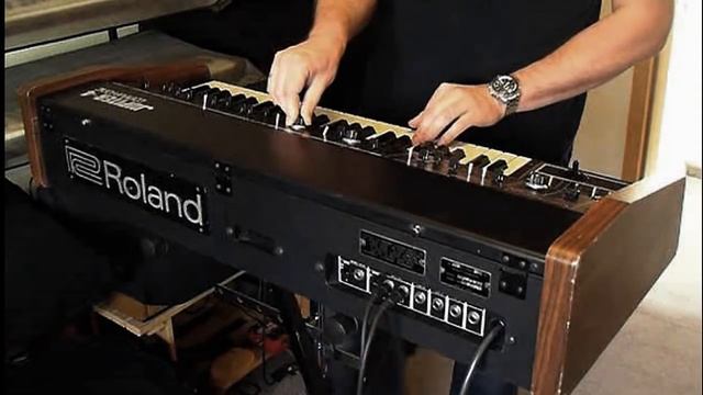 Roland Jupiter-4 Analog Synthesizer (1978) 