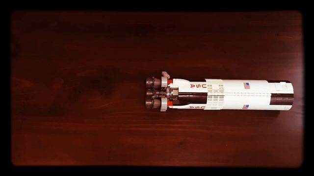 LEGO Saturn V Apollo Rocket смотреть онлайн
