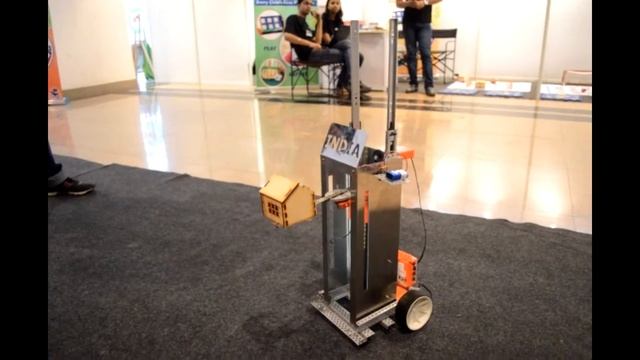 Small Forklift Robot смотреть онлайн