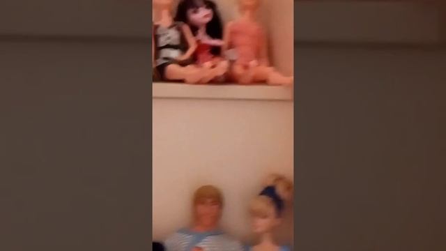 Моя коллекция кукол для меня большая для вас маленькая смотреть онлайн