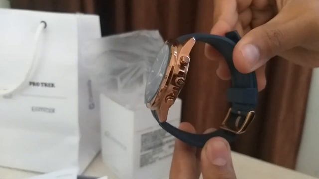 Casio Edifice EFR-556PC-2AVUDF || Unboxing & Review || Best watch to purchase under 10,000 India || смотреть онлайн