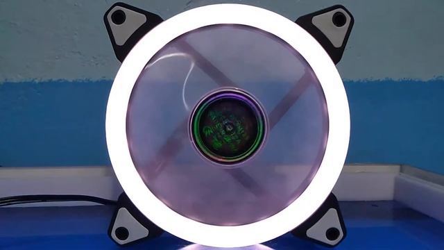 DYNAMIC RGB LED FAN смотреть онлайн