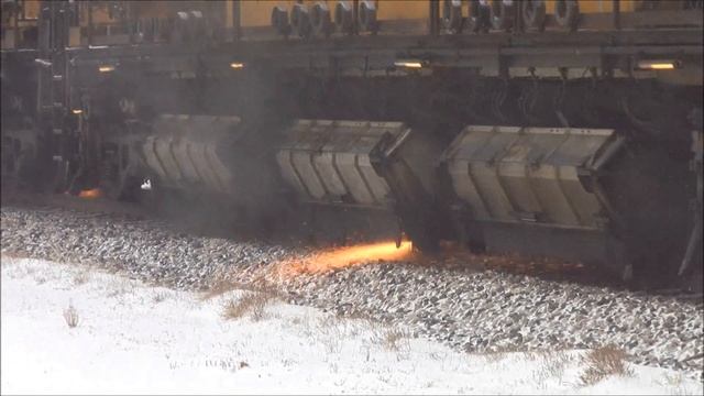 Loram Rail Grinder and CEFX Powered Tanker Train On The CP River Sub смотреть онлайн