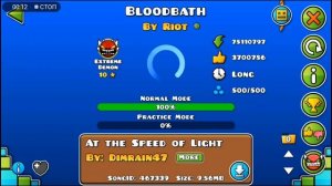 как скачать ноуклип Geometry Dash + показал лицо😁