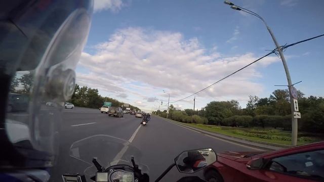 Скоро кончится лето, или как вы 200 км/ч по пробкам валите – у меня так с кофром не получается) смотреть онлайн