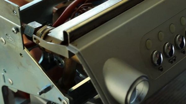 Декальцинация профессиональной кофемашины