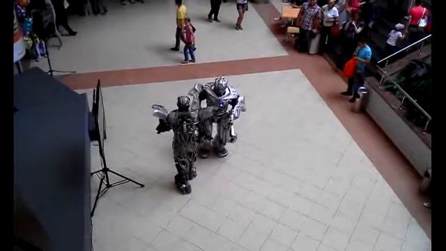 ТРК Семья/ Киборги танцуют смотреть онлайн