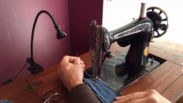 Singer 66 Sewing Machine Upgraded for Extra Heavy Duty sewing. Great for leather and heavy fabrics смотреть онлайн