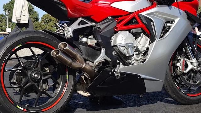 GPR Thunderslash vs Stock exhaust by recorder Zoom H4n.MVAgusta F3 800 & GPR Slip-On Exhaust Systems смотреть онлайн
