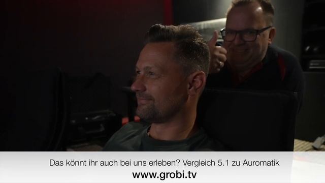 Reaction Video - Sascha hört das erste Mal sein neues Heimkino - Teil 1 смотреть онлайн