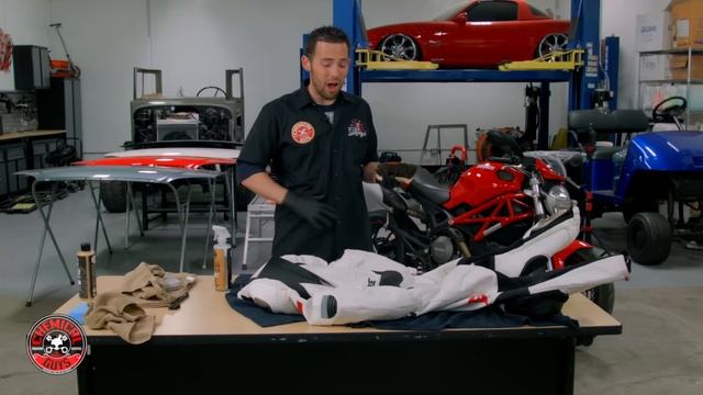 How to Clean Leather Motorcycle Race Suits - Chemical Guys Dainese смотреть онлайн