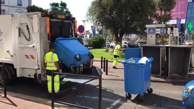 Уборка мусора в Ницце смотреть онлайн