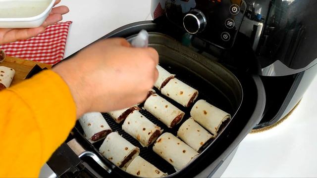 KOLAY Ve LEZZETLİ Airfryer'da Beyti Sarma Beyti Sarma Tarifi Airfryer'da Lavaş ve Kıyma смотреть онлайн