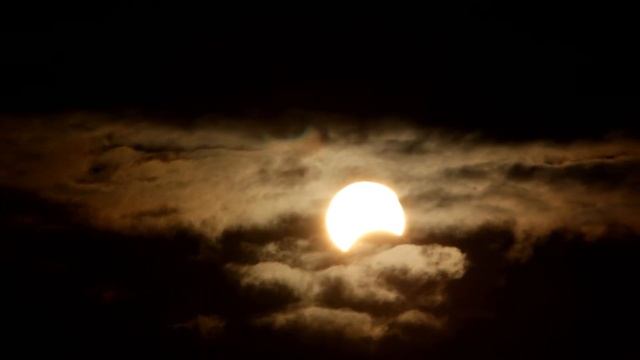 Solar Eclipse (Eau Claire, WI) May 20th, 2012 смотреть онлайн