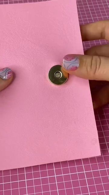 Magnetic Clasp button installation #costura #sewing #shorts #sewinghacks #sewingtutorial #hack смотреть онлайн
