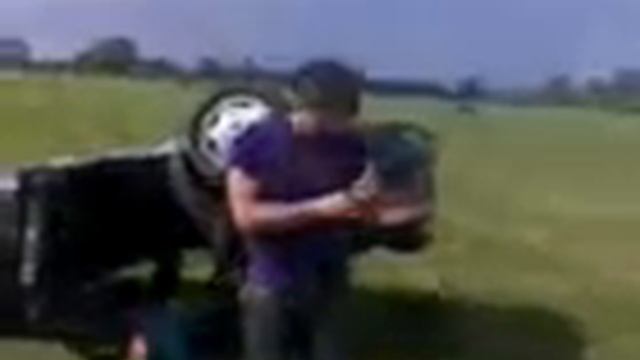 Audi Quattro & VW T4 Ackerski 2010_4 crash смотреть онлайн