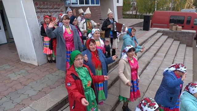 Марийская песня. Проводы МЕДВЕДЯ (фольклор). Видео Василия Хайбуллина смотреть онлайн