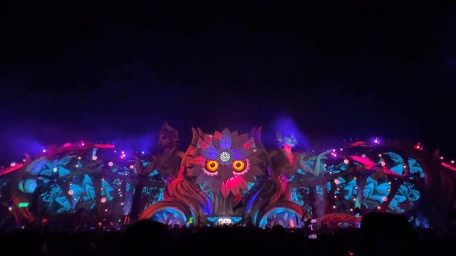 EDC Las Vegas 2022 Kinetic Field - Zedd - Beautiful Now смотреть онлайн