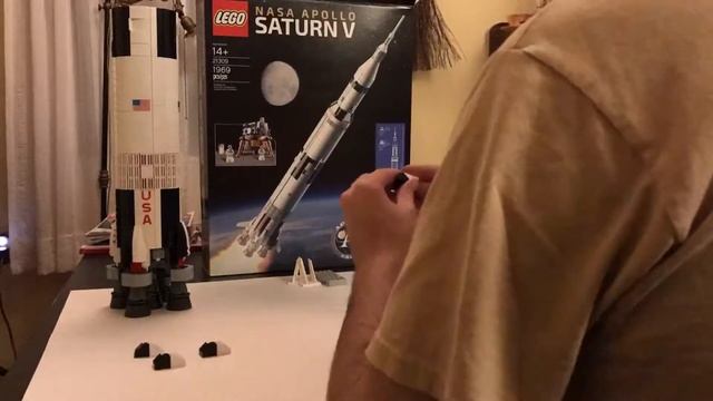 LEGO NASA Apollo Saturn V