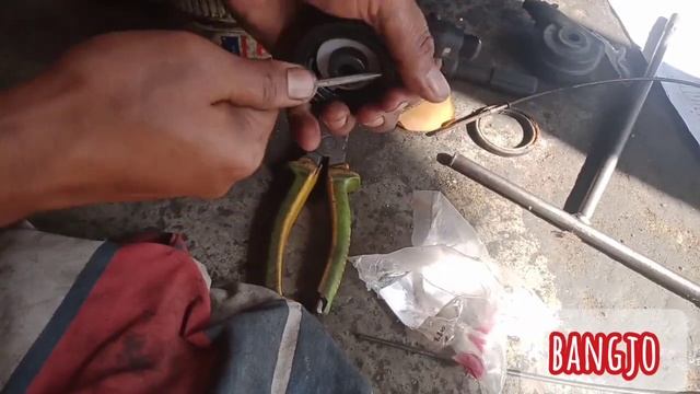 Cara memperbaiki speedometer Jupiter Z dengan mudah.. смотреть онлайн