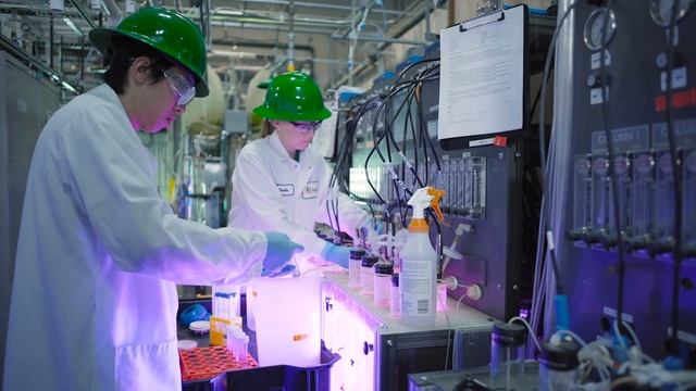 Learn about the Science that is Saving the Planet смотреть онлайн