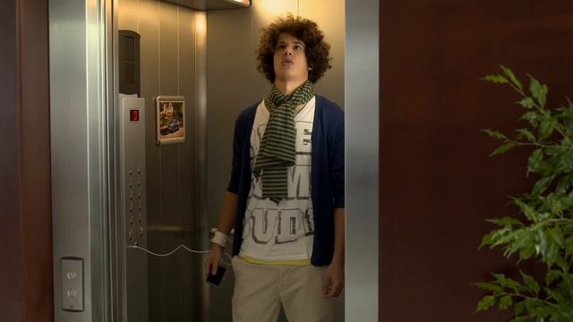 Simply Clever: Aux In Socket смотреть онлайн