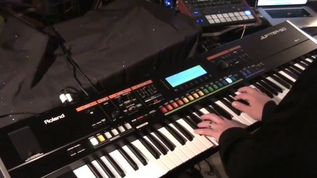 Roland Jupiter-50 review смотреть онлайн