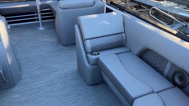 2023 Bennington 22LSB Pontoon For Sale At MarineMax Greenville, SC