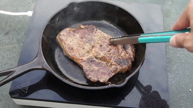 Ribeye Steak, pan-fried in an cast iron pan with IKEA Tillreda induction hob, 30 July 2022 смотреть онлайн