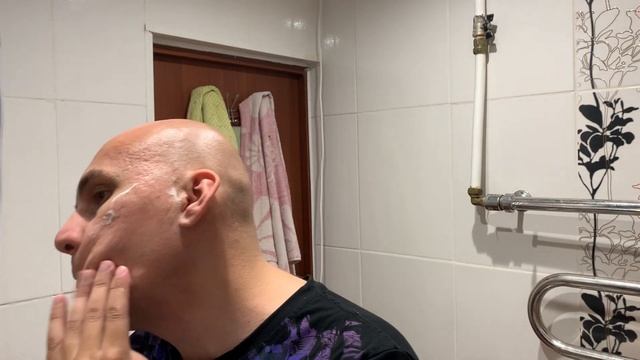 Первомайское бритьё забытой опасной бритвой МЭП Марс смотреть онлайн