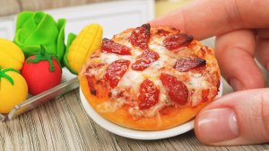 Восхитительная Миниатюрная Пицца Пепперони! 🍕 Настоящая Пицца в Уменьшенном Размере 🤩 Мини Кухня