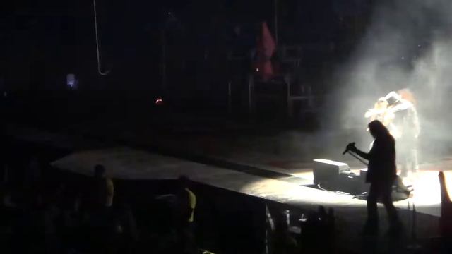 Mötley Crüe - Live Wire (w/ Mick Mars Guitar Solo) - Edmonton Apr. 28, 2013 смотреть онлайн