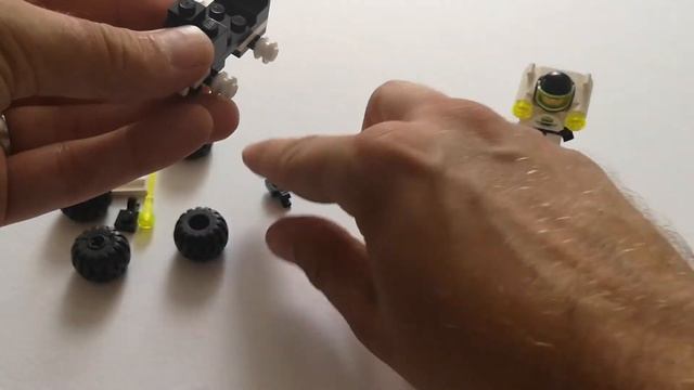 Retro Lego Build - Grid Trekkor 6812 from 1991 смотреть онлайн