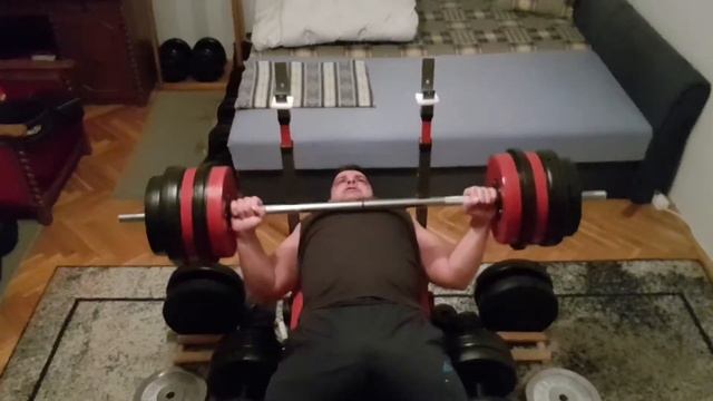 BP, week 36: 80 kg (177 lbs) for almost 16 reps, it was soo close, Bench Press Progress of a 40 y/o смотреть онлайн