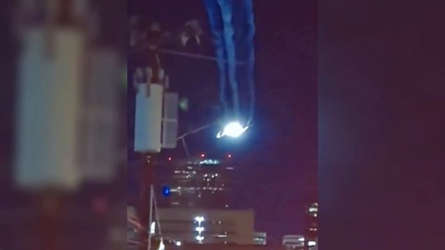 A strange object in the sky was seen descending over Charlotte North Carolina, USA смотреть онлайн