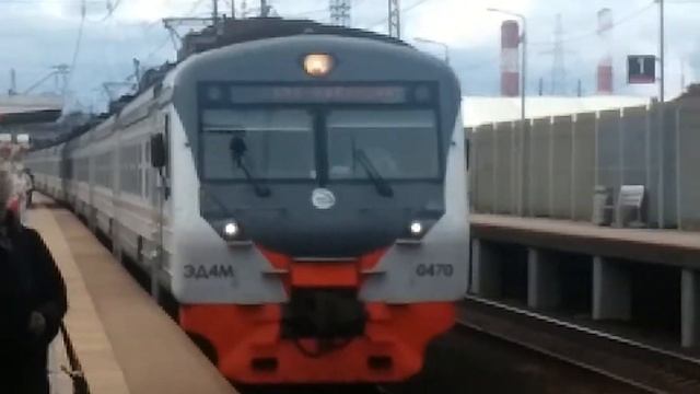 ЭД4М-0470 ЦППК Перекраска Наше Подмосковье На станции Матвеевское смотреть онлайн
