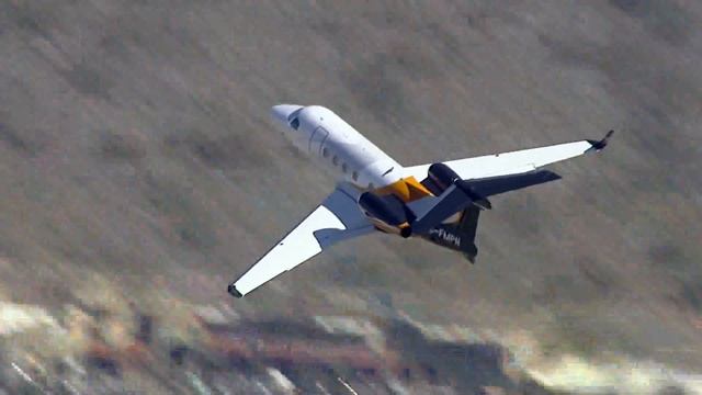 Spectacular Take Off Video Embraer Phenom 300 смотреть онлайн