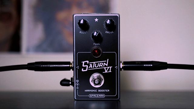 What Is A HARMONIC BOOSTER?! Saturn VI Harmonic Booster - Spaceman Effects Pedal Demo смотреть онлайн