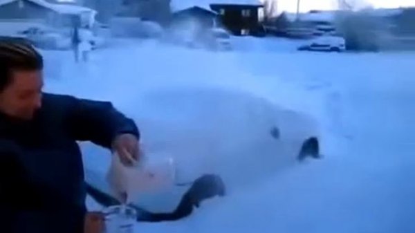 Прикол с Кипятком в минус 30!