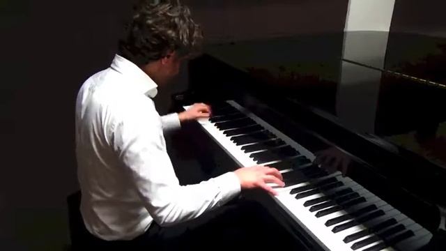 "Caruso" - Lucio Dalla, arranged and played by Gianluca Fronda смотреть онлайн