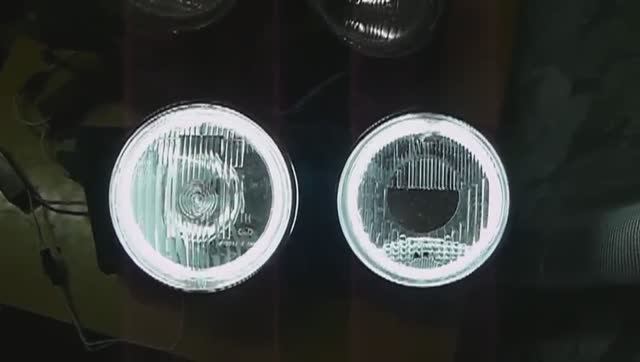 Ангельские глазки BMW E34 газоразрядные из китая (не светодиодные) смотреть онлайн