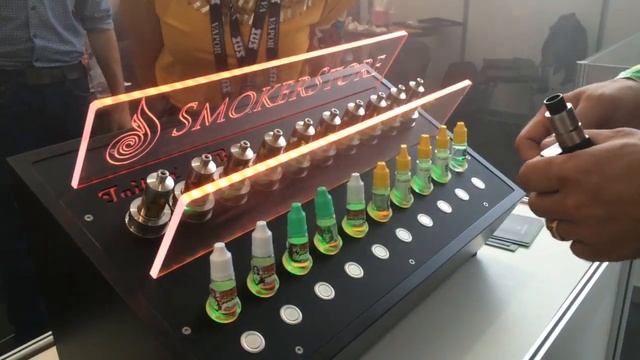 VapExpo2016 | Необычный аппарат с пробниками смотреть онлайн